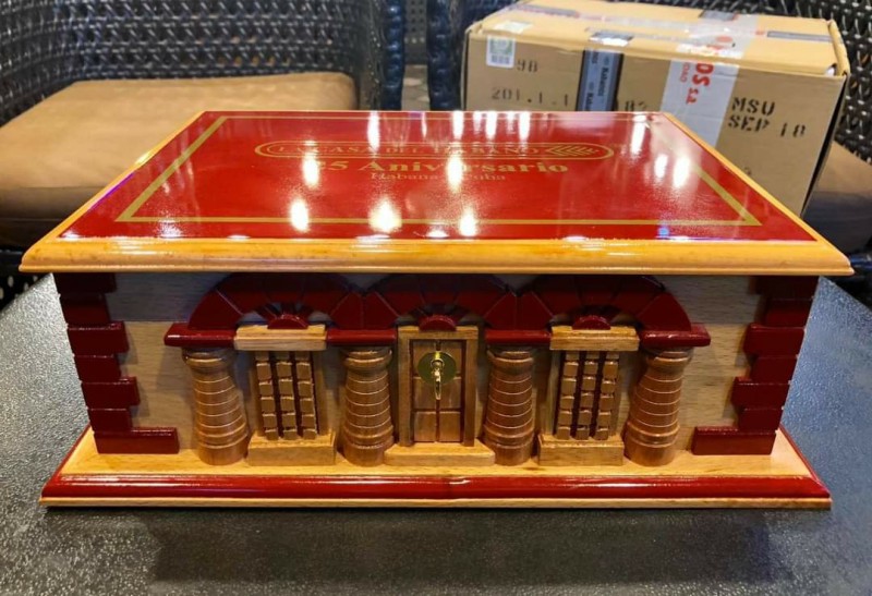 Cigar La Gloria Cubana 25 Aniversario LCDH