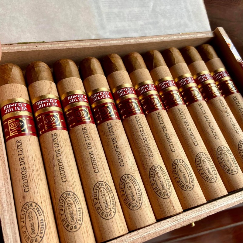 Romeo Y Julieta Cedros De Luxe 5